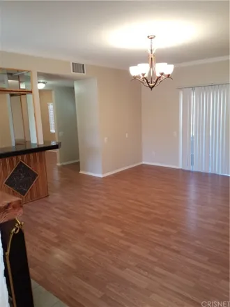 Image 4 - 7615 Glade Avenue, Los Angeles, CA 91304, USA - Townhouse for rent