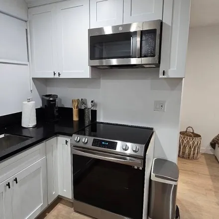 Rent this studio apartment on Los Angeles