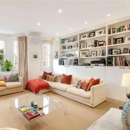 Buy this 3 bed apartment on Cambridge Road in London, SW11 4RR