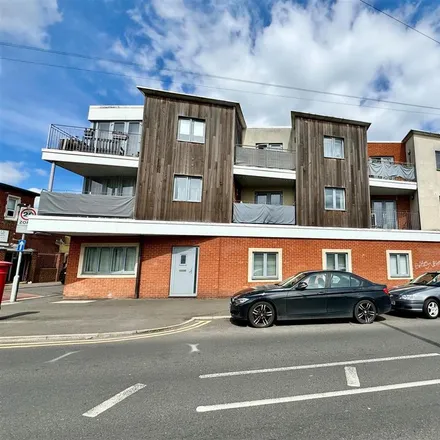 Rent this 2 bed apartment on West Road in Southend-on-Sea, SS0 9DH