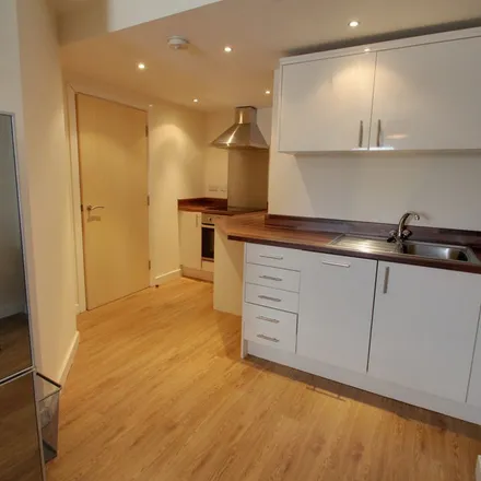 Rent this 2 bed apartment on Dulverton Road in Leicester, LE3 0UX