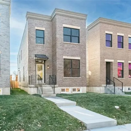 Image 2 - 4232 Norfolk Avenue, St. Louis, MO 63110, USA - House for sale