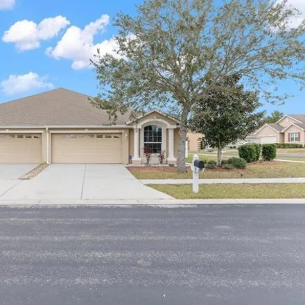 Buy this 2 bed house on 3915 Crossline Dr in Florida, 34609