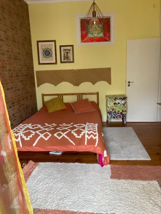 Rent this 2 bed room on Rua António Luís Inácio in 1900-462 Lisbon, Portugal