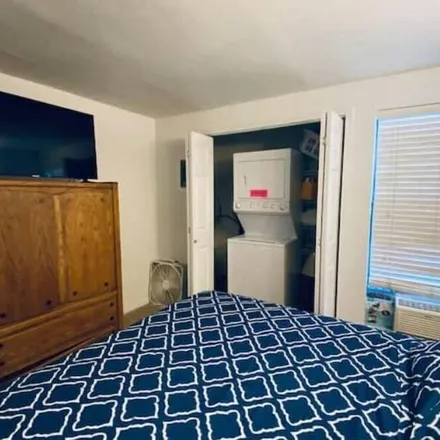 Rent this 1 bed condo on Quincy