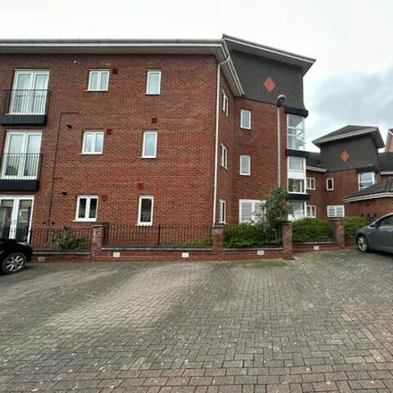 Rent this 2 bed room on Pooler Close in Wellington, TF1 2HL