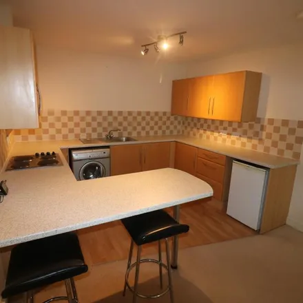 Rent this 2 bed apartment on Hessle Road in Kingston upon Hull, HU4 6RD