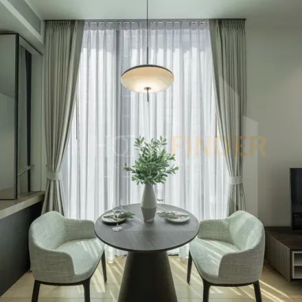 Image 2 - Chit Lom Road, Ratchaprasong, Pathum Wan District, 10330, Thailand - Apartment for rent