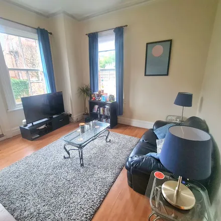 Rent this 1 bed apartment on Victoria Avenue in Manchester, M20 2FG