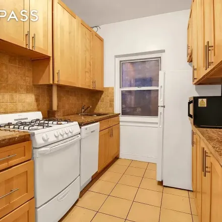 Rent this 1 bed apartment on 320 East 83rd Street in New York, NY 10028