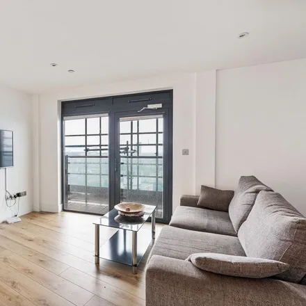 Image 3 - Parkview Apartments, Chrisp Street, London, E14 6ET, United Kingdom - Apartment for rent