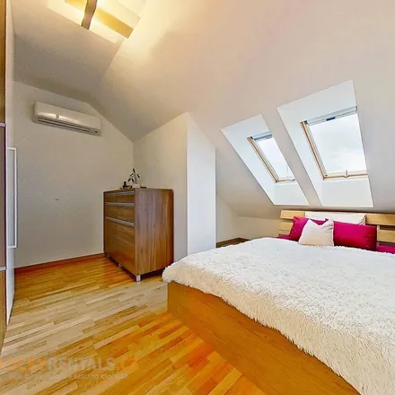 Image 3 - Viklefova 1646/15, 130 00 Prague, Czechia - Apartment for rent