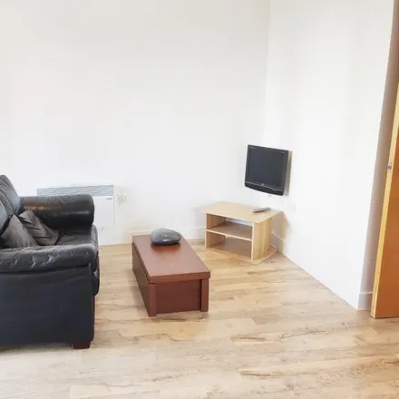 Rent this 1 bed apartment on 18 Waterfront Walk in Park Central, B1 1SY