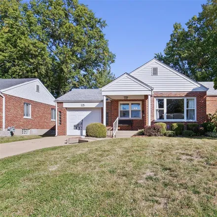 Buy this 3 bed house on 225 Sunningwell Drive in Webster Groves, MO 63119