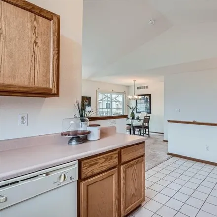 Image 8 - Racoon Creek, South Newland Street, Denver, CO 80123, USA - Townhouse for sale
