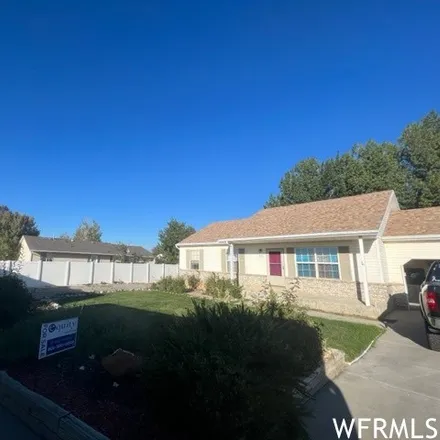 Buy this 4 bed house on 587 560 West in Santaquin, UT 84655