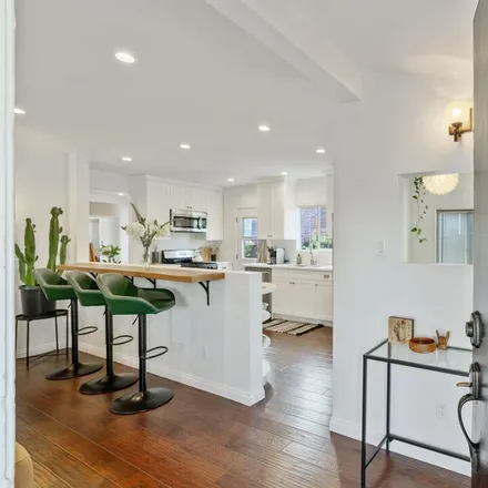 Image 3 - 4420 West 62nd Street, Los Angeles, CA 90043, USA - House for sale