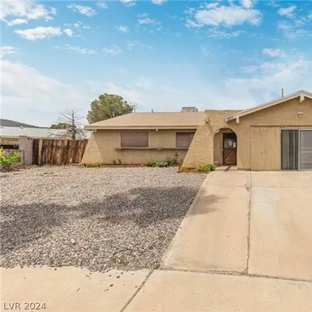Buy this 3 bed house on 524 East Horizon Drive in Henderson, NV 89002