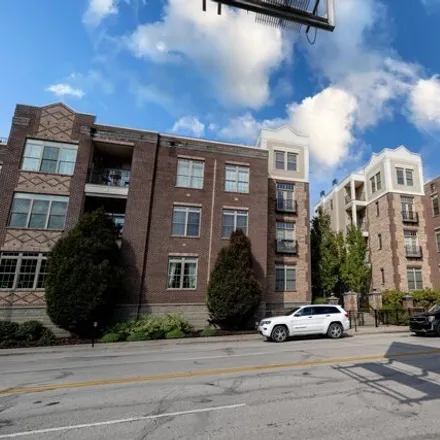 Buy this 1 bed condo on 450 East Ohio Street in Indianapolis, IN 46204