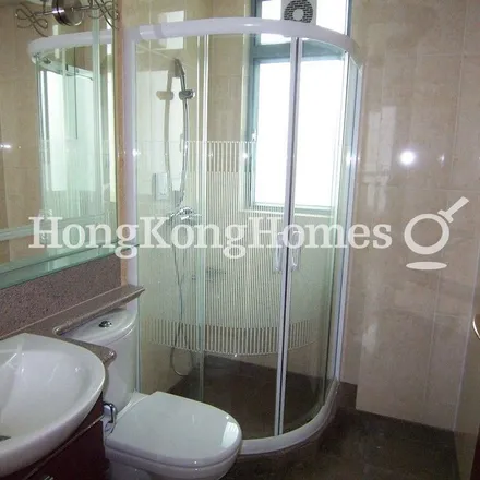 Image 5 - China, Hong Kong, Hong Kong Island, Sai Ying Pun, Park Road 2, 2 Park Road - Apartment for rent