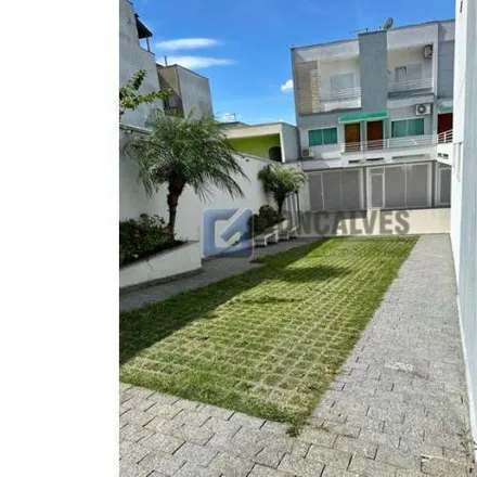 Buy this 2 bed house on Rua Cândido Rodrigues in Vila Junqueira, Santo André - SP