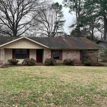 Rent this 3 bed house on 91 Hawthorne Drive in Conway, AR 72034