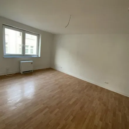 Rent this 2 bed apartment on Wengestraße 1 in 45309 Essen, Germany