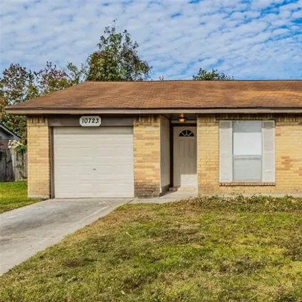 Buy this 3 bed house on 10729 Thorncliff Drive in Harris County, TX 77396