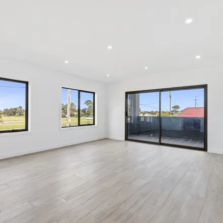 Image 2 - 554 Melton Highway, Sydenham VIC 3037, Australia - Apartment for rent