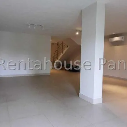 Rent this 3 bed house on unnamed road in Juan Díaz, Panamá