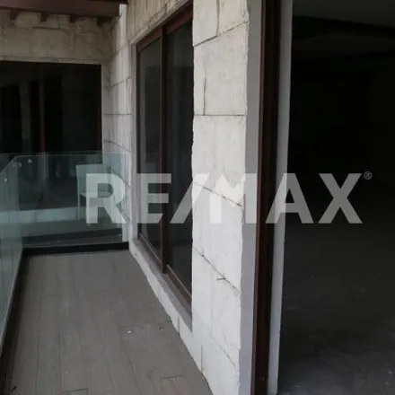 Buy this 3 bed apartment on Avenida de las Fuentes 124 in Colonia San Miguel Tecamachalco, 53950 Naucalpan de Juárez