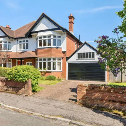 Buy this 5 bed house on 6 Westbourne Crescent in Westwood Park, Southampton