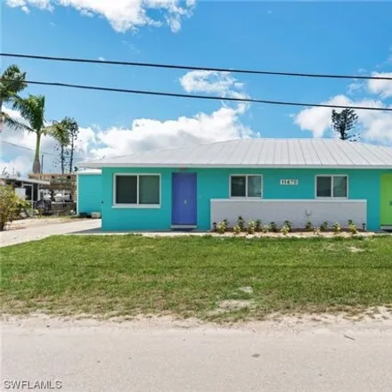 Image 1 - 11486 Island Avenue, Matlacha, Lee County, FL 33993, USA - House for rent
