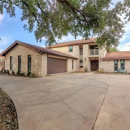 Buy this 4 bed house on 360 Tracy Lane in Victoria, TX 77904