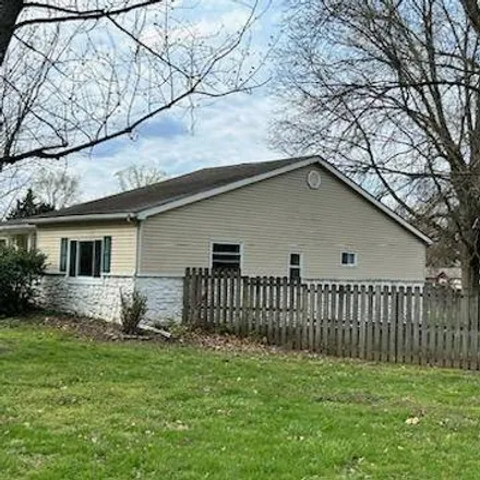 Image 6 - 249 Lincoln Drive, Lawrenceville, IL 62439, USA - House for sale