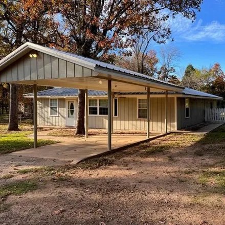 Buy this 4 bed house on 6086 Payne Road in Log Cabin, Henderson County