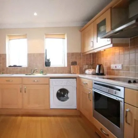 Image 3 - Station View, Guildford, GU1 4SF, United Kingdom - Apartment for rent