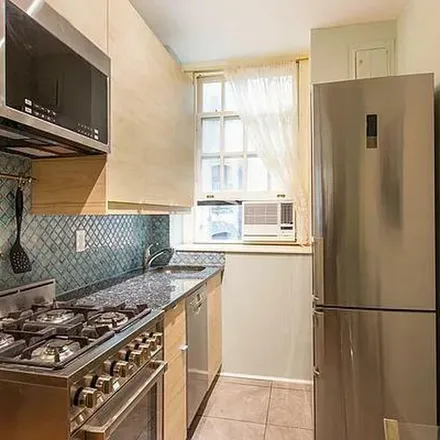 Rent this 1 bed apartment on 509 East 77th Street in New York, NY 10075