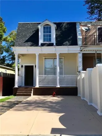 Rent this 3 bed house on 3823 Baudin Street in New Orleans, LA 70119
