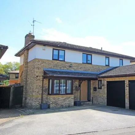 Buy this 4 bed house on Five Arches in Peterborough, PE2 6FQ