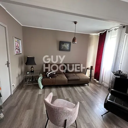 Rent this 3 bed apartment on 3884 Route de Salvaris in 42100 Saint-Étienne, France