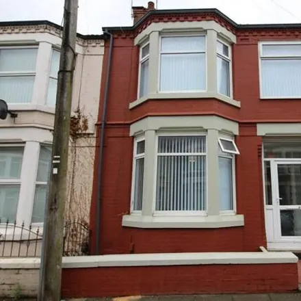 Rent this 3 bed townhouse on Goodacre Road in Liverpool, L9 0HA