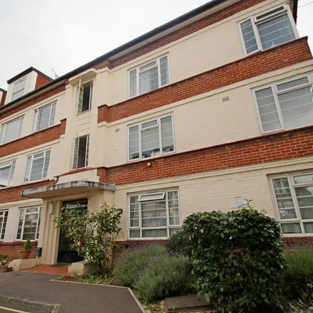 Rent this 3 bed apartment on Manor Vale in London, TW8 9JN