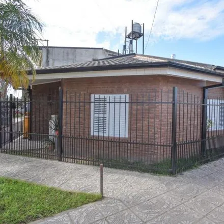 Buy this 3 bed house on Florencio Fernández 5090 in Bernardino Rivadavia, Santa Fe