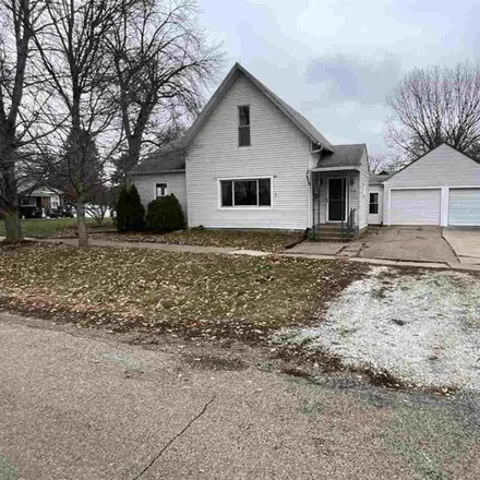 Buy this 2 bed house on 796 North B Avenue in Washington, IA 52353