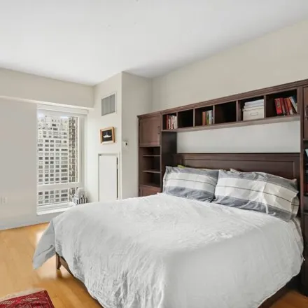 Image 7 - 207 East 85th Street, New York, NY 10028, USA - Condo for sale