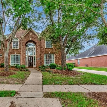 Buy this 5 bed house on 4262 Noble Oak Trail in Houston, TX 77059