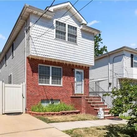 Buy this 4 bed house on 178 Simonson Avenue in New York, NY 10303