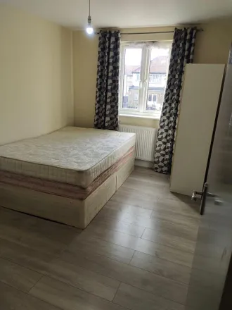 Rent this 3 bed apartment on Charterhouse Avenue in London, HA0 3DA