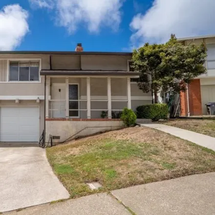 Rent this 3 bed house on 1095 Park Pacifica Avenue in Pacifica, CA 94044